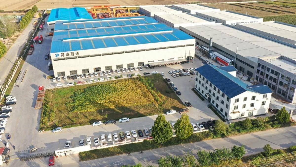 ����67381cm.������Ϸ-�����ĵ���Ϸ��Ѷվ���е����������װ����������� 